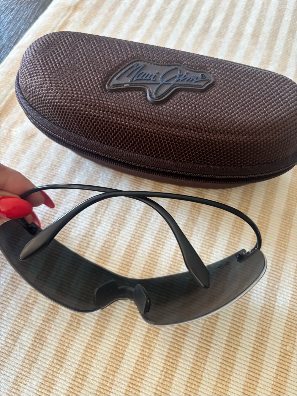 Maui Jim Shield Sunglasses in Smoke Gray Lens with Black Frame - Picture 5 of 7